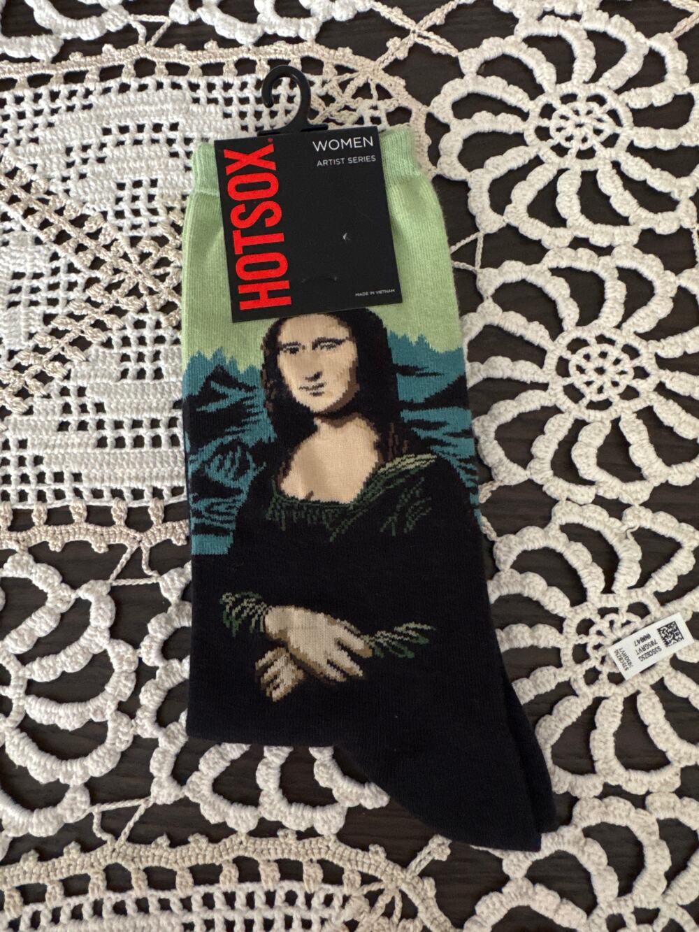 NWT Women's Hot Sox Da Vinci's Mona Lisa Portrait Socks in Black Standard